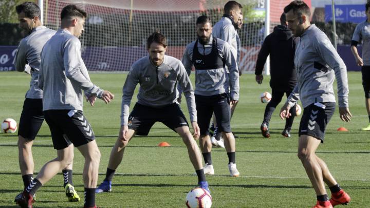 El caso "Gómez-Levante" retrasó la renovación de tres jugadores