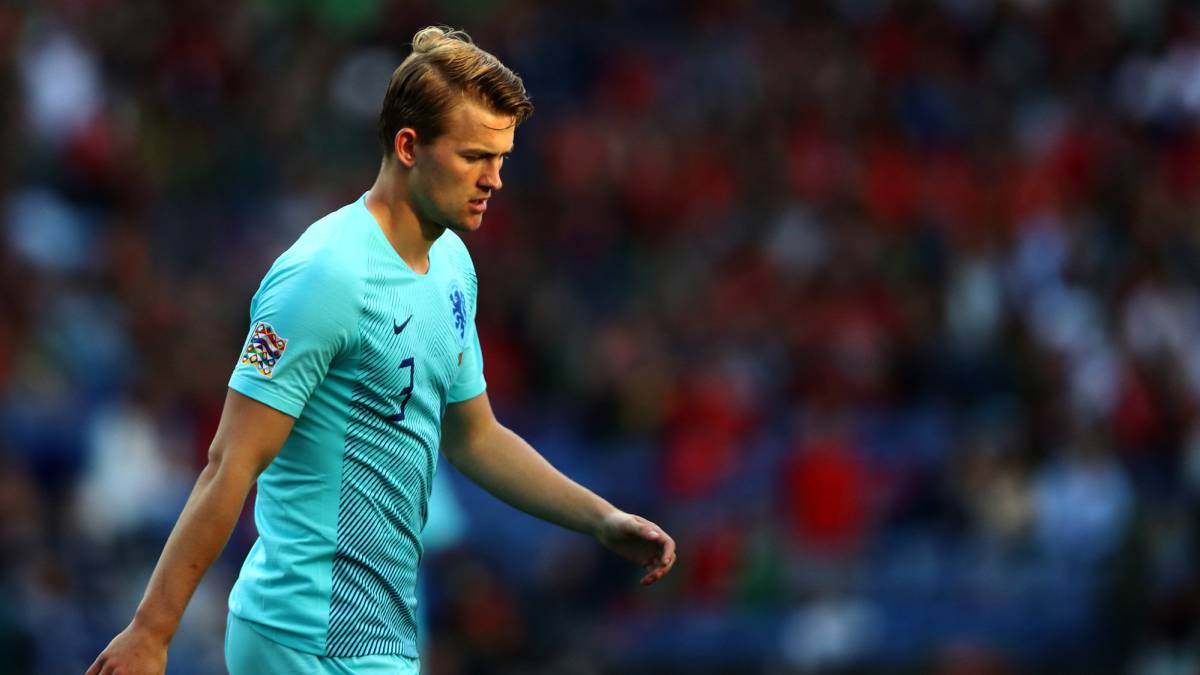 De Ligt closer to PSG than ever