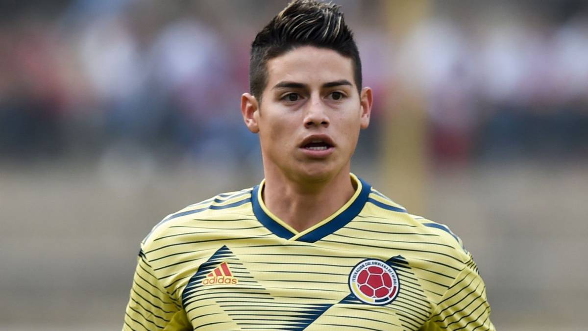 James: Napoli working on deal, Serie A club's chief indicates