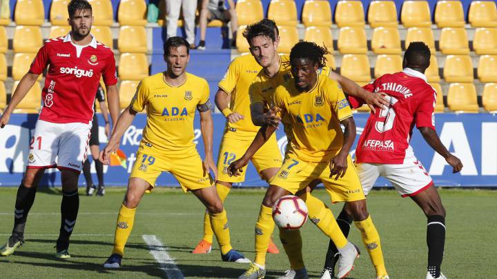 Duchatelet vende el Alcorcón a David Blitzer