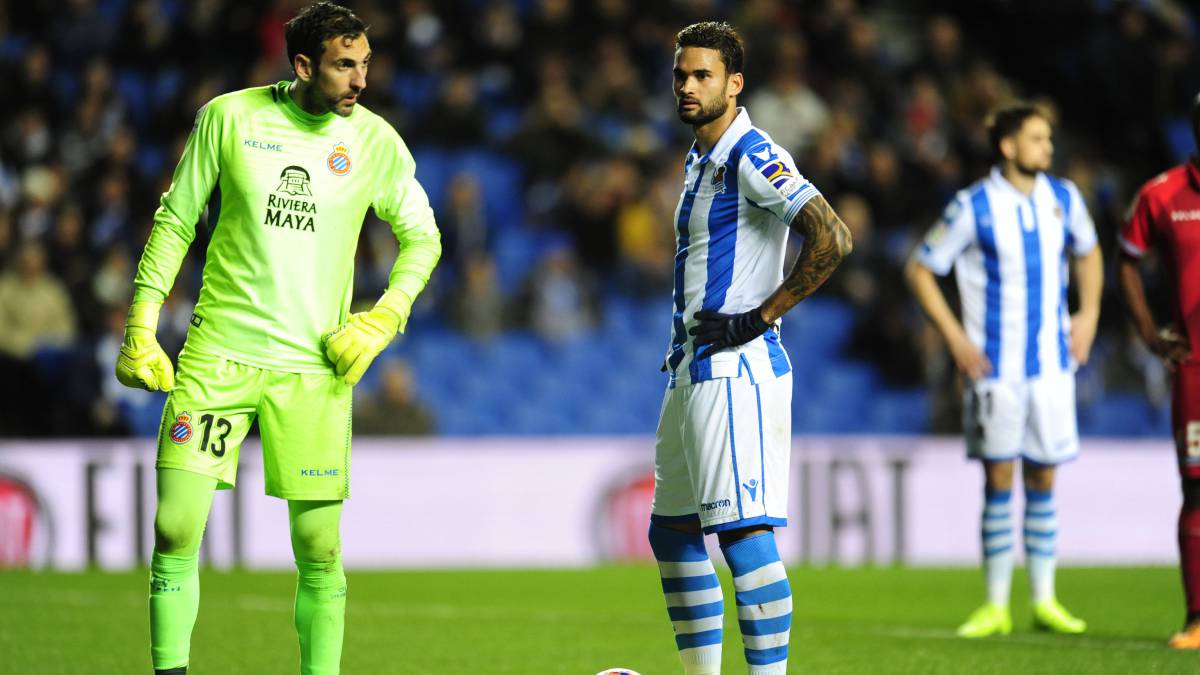 La Real estudia una elevada oferta por Willian José que llega de la Premier