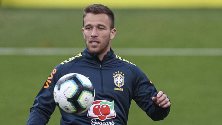 Arthur Melo realiza trabajos de recuperación. El volante busca seguir en la Copa América