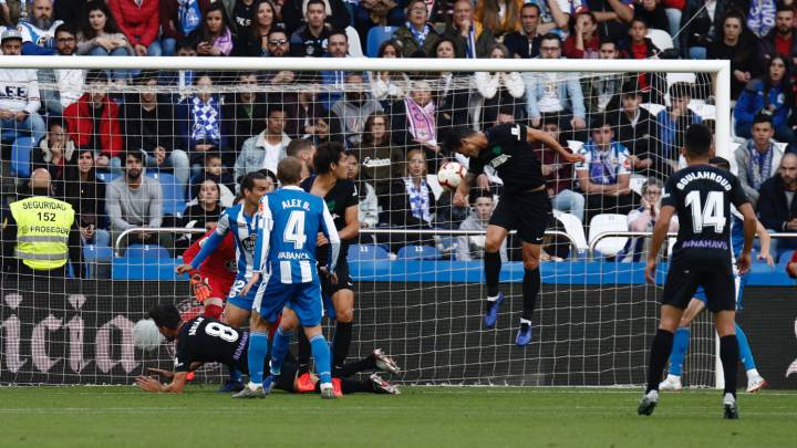 Luis Hernández anotó el primer gol de los andaluces.