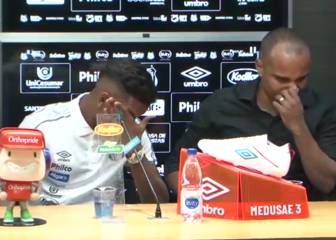 Rodrygo se derrumba durante el discurso de su padre en su despedida del Santos