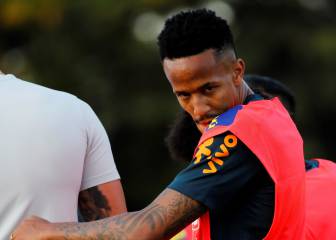 Militao deja práctica de Brasil, tras dolor en la cadera