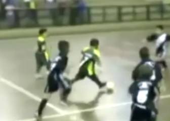 Rodrygo con 7 años y jugando al fútbol sala: el documento tiene miga