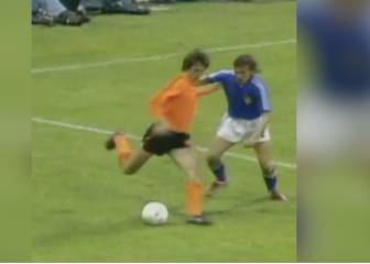 Uno de los mejores regates de los Mundiales cumple 45 años: ¿recuerdas lo que hizo Cruyff?