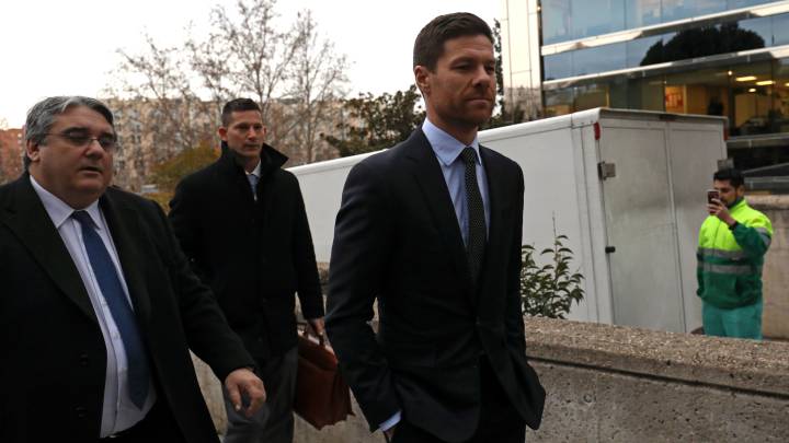 La Fiscalía se querella contra Xabi Alonso por segunda vez