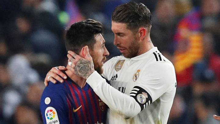 Soccer Football - Copa del Rey - Semi Final First Leg - FC Barcelona v Real Madrid - Camp Nou, Barcelona, Spain - February 6, 2019 Barcelona's Lionel Messi and Real Madrid's Sergio Ramos after the match REUTERS/Albert Gea