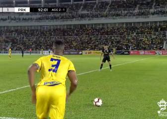 The most outrageous goal from a free-kick you will ever see!!!