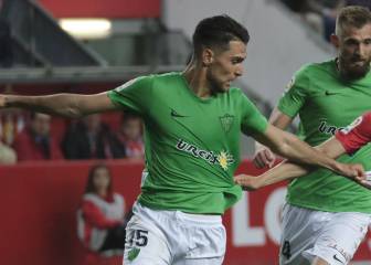 El Almería negocia por Ibiza y Simón Moreno con el Villarreal