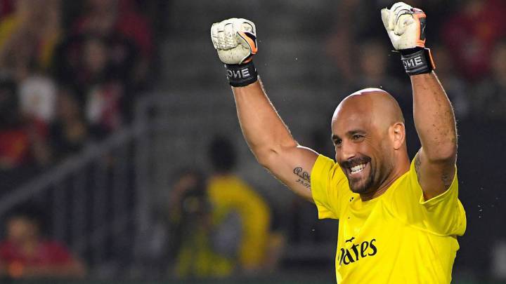 Pepe Reina quiere quedarse en el Milán