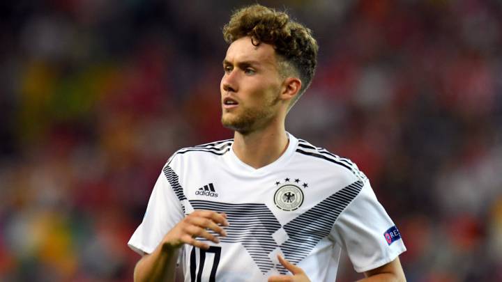 Waldschmidt, de Alemania, durante un partido.