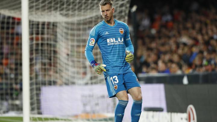 Neto, en el Top-10 de los porteros más caros de la historia
