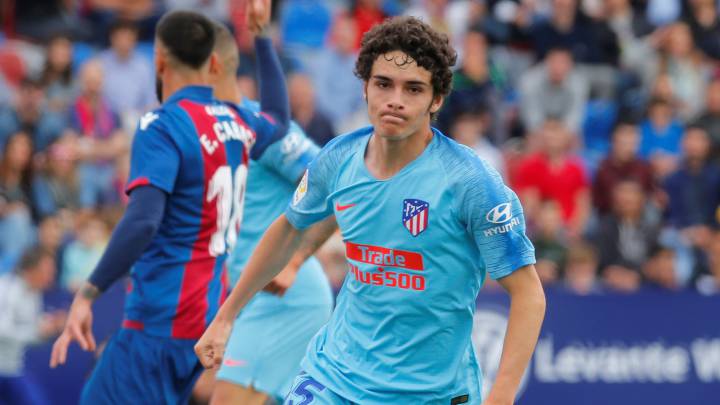 Diez jugadores del fútbol base iniciarán la pretemporada con el Cholo