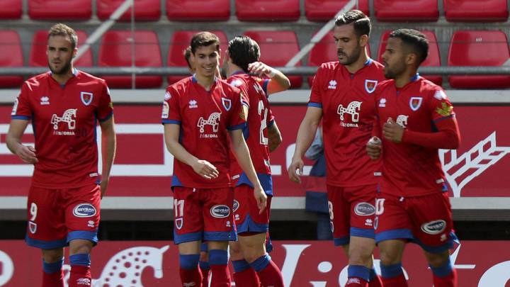 Cuatro compromisos de verano para el Numancia
