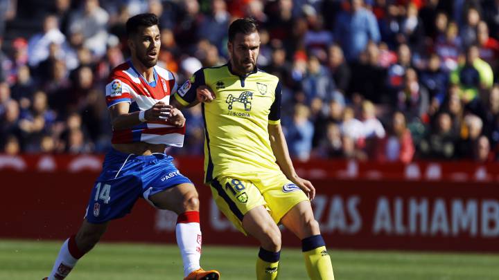 Atienza refuerza la defensa del Real Zaragoza