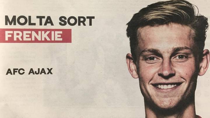 Ajax take out adverts in Catalan press wishing De Jong luck