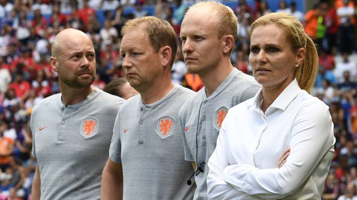 Sarina Wiegman, entrenadora de Holanda.