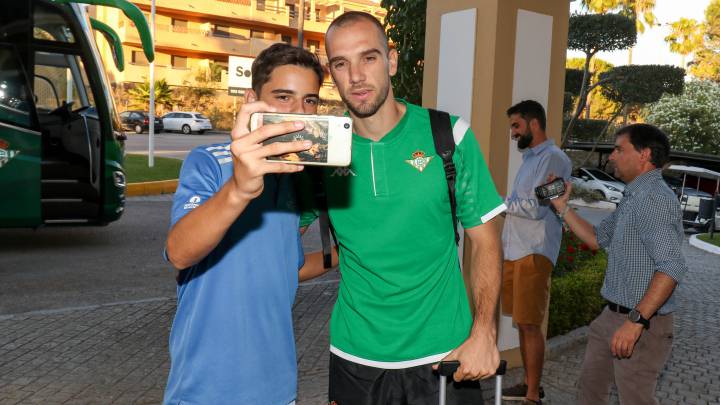 Fin del culebrón Pau López: acuerdo entre el Betis y el Roma