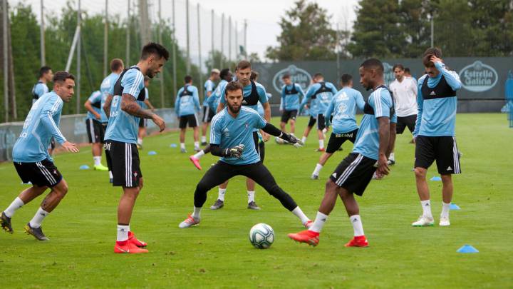 Hugo Mallo, David Costas, Sergio Álvarez, Beauvue, Jozabed y Juan Hernández, durante el primer entrenamiento de la pretemporada.