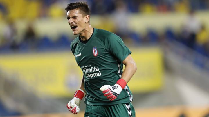 El Lugo ata a Ander Cantero para su portería