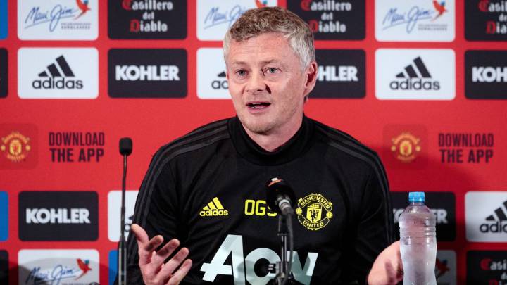 Solskjaer, duro por Pogba: "Los agentes hablan mucho".