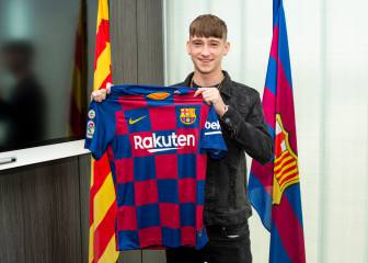 Louie Barry declines PSG for Barça, but WBA are 'fuming'
