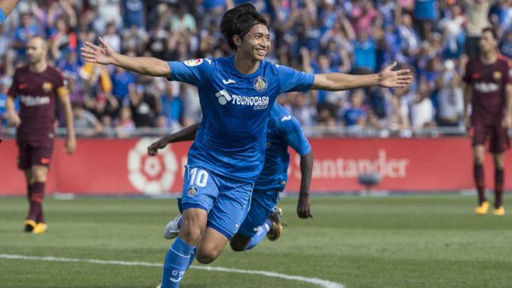 Gaku Shibasaki firma con el Deportivo por cuatro temporadas.