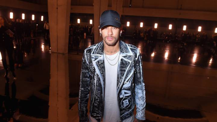 Neymar no se declarará en rebeldía por ahora: viajará con el PSG a China el próximo martes