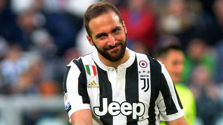 Higuaín "abandona" el dorsal 9: ¿se acerca a la Roma?