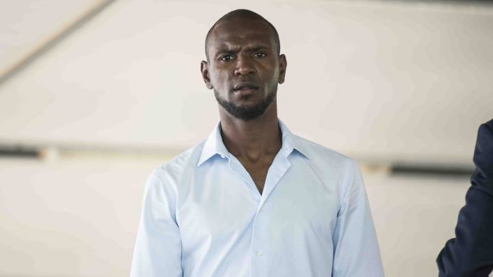 Abidal: "Necesitábamos seis delanteros, con Griezmann los tenemos"