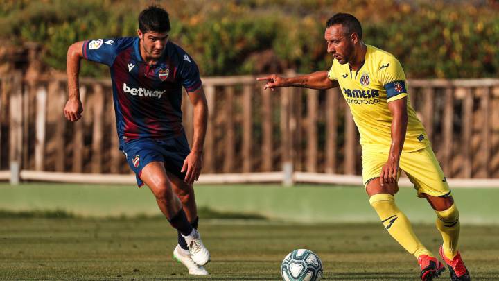 Santi Cazorla y Carlos Bacca deciden el Levante-Villarreal