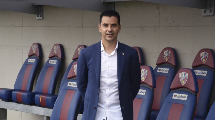 Míchel estrena su proyecto con un empate en Calahorra