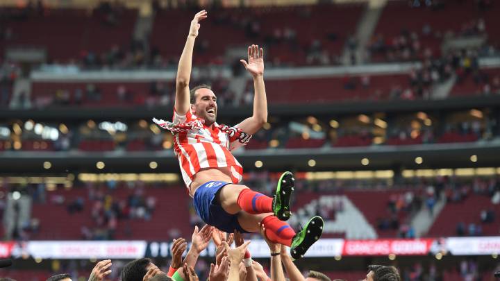 Álvaro Recoba: “Godín era un dios en el Atlético de Madrid”