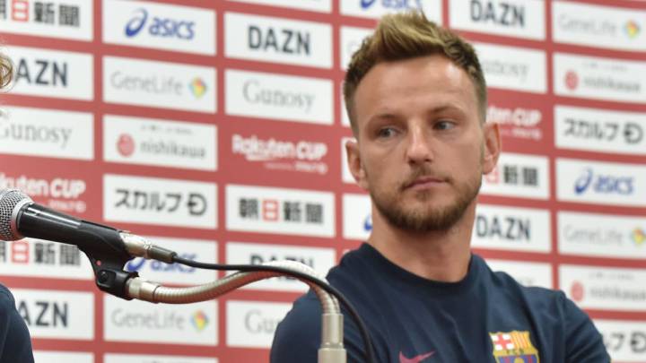 Rakitic, en una comparecencia del Barcelona en su gira por Japón.