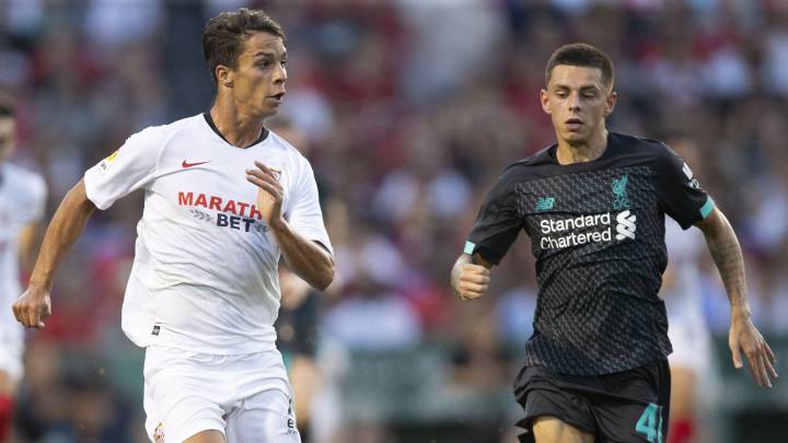Óliver Torres trata de explotar en el Sevilla, que le fichó del Oporto, seis años después de un Mundial Sub-20 en el que le comparaban con Xavi Hernández.
