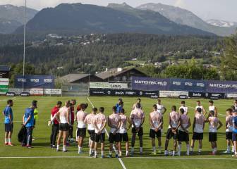 Guedes y Cheryshev ensayan como ‘cuarto’ delantero
