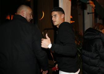 Napoli refute club radio claims as they get surprise visitor for transfer talks
