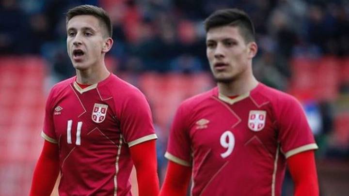 Saponjic y Jovic, durante un partido con la selección serbia.