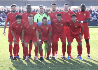 Borja Lázaro y Caballero, entre los 24 del Fuenlabrada en Oliva