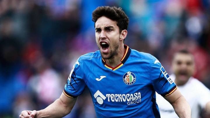 El Betis tantea la opción de Jaime Mata para su delantera