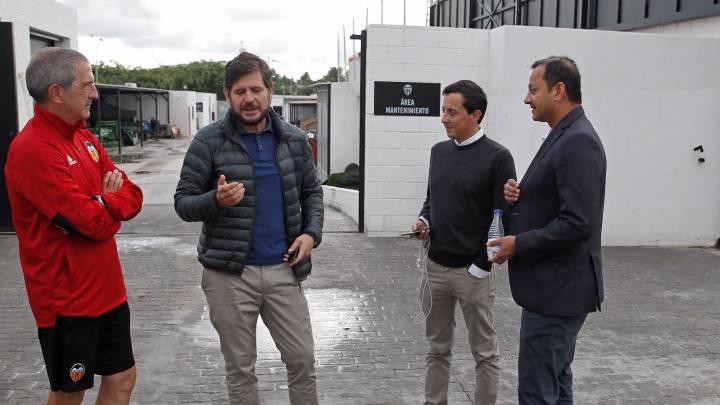 Mateu Alemany, Pablo Longoria y Anil Murthy.