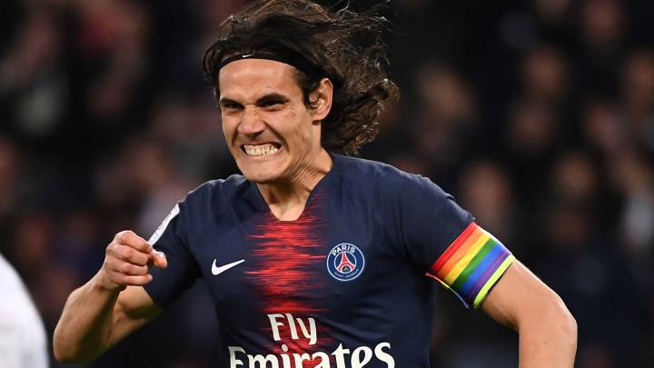 Edinson Cavani celebra un gol con el Paris Saint-Germain contra el Dijon en la Ligue 1.