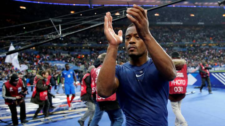 Patrice Evra anuncia su retirada