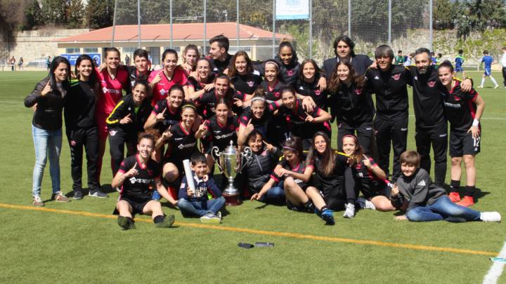 El Confidencial: Jugadoras del Tacon denuncian al club por fraude ante la Seguridad Social