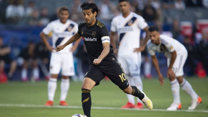 Carlos Vela, siempre rival difícil para el Atlético, en un partido de los LA Galaxy.
