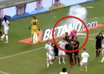 La vergonzosa agresión con un petardo a un árbitro en Europa League