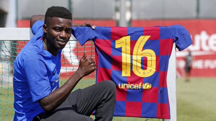 Oficial: Wagué tiene ficha del primer equipo y llevará el 16