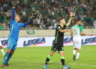 Raúl y Joel Robles dan un gris triunfo al Betis en Casablanca